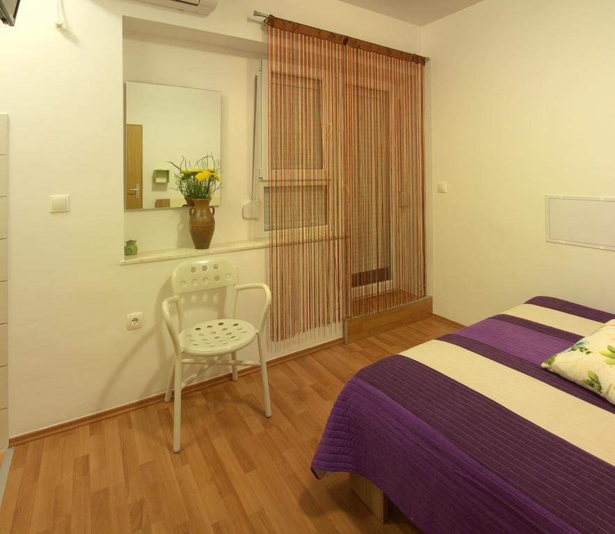 Apartments City Walls Zadar Room photo